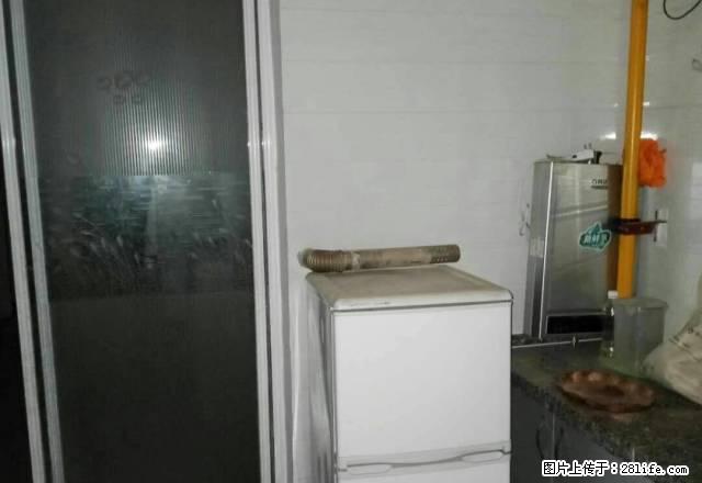 南大街 二小对面 电梯三室两厅 大户型 家电齐全 拎包入住 - 房屋出租 - 房屋租售 - 阿克苏分类信息 - 阿克苏28生活网 aks.28life.net