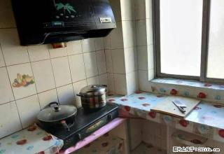 兴隆街附近 四楼 中华花园 家电齐全 拎包入住 - 阿克苏28生活网 aks.28life.net